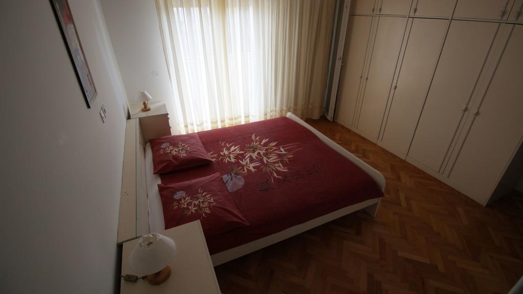 Apartments Ivka 奥米什 外观 照片
