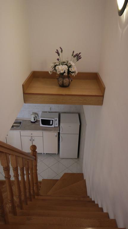 Apartments Ivka 奥米什 外观 照片
